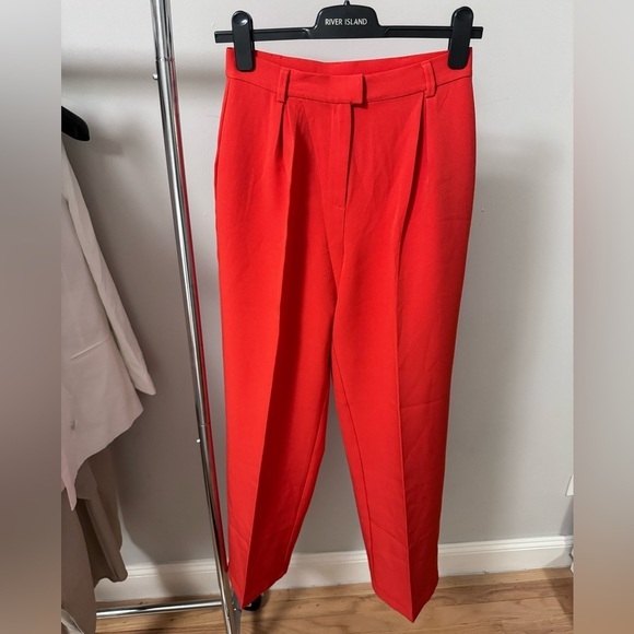 COLLUSION Tailored Straight Leg Red Pants in Size 4 - Picture 5 of 13